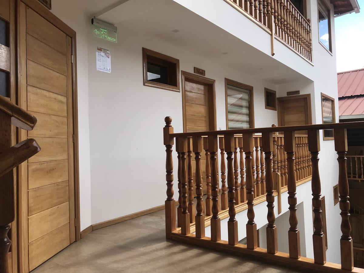 Community Hostel Alausí Kültér fotó